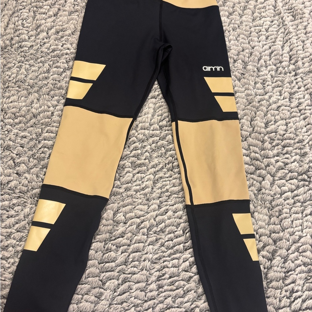 Aim’n Black and Tan Leggings